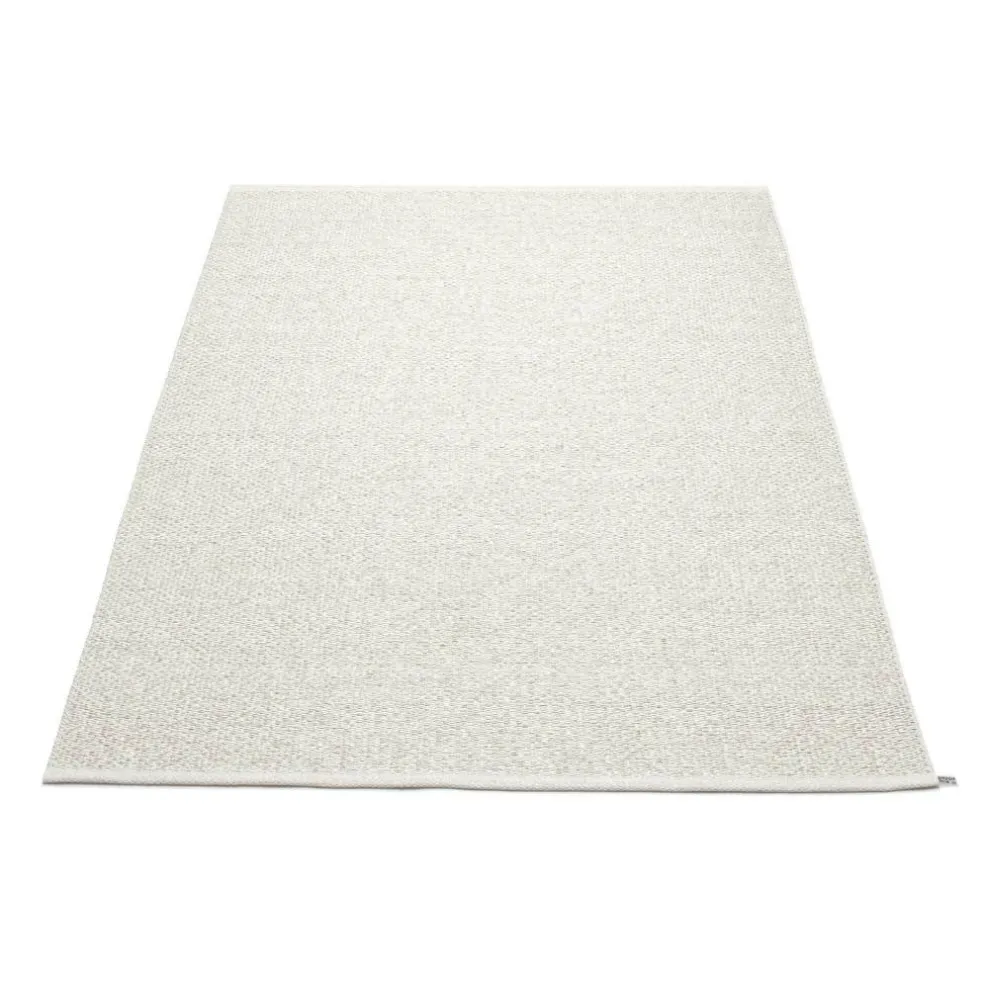 Svea Teppich 180x260cm