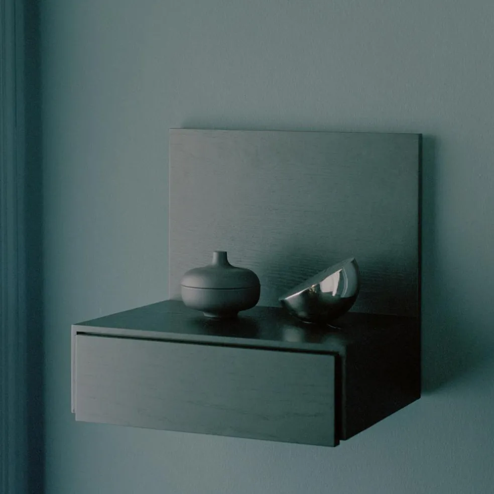 Tana Wandmontierter Nachttisch