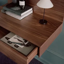 Tana Wandmontierter Nachttisch