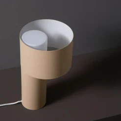 Tangent Tischleuchte