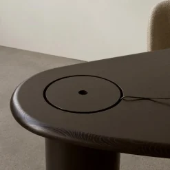 The Eclipse Schreibtisch