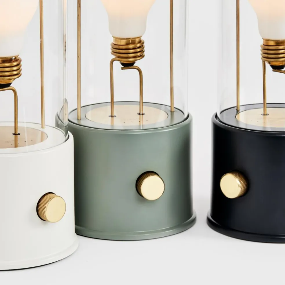 The Muse LED Akkuleuchte