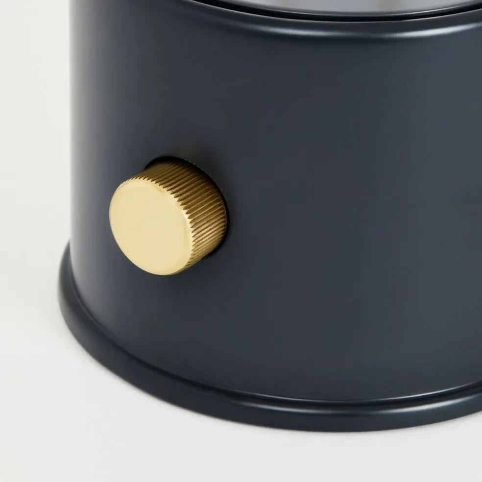 The Muse LED Akkuleuchte