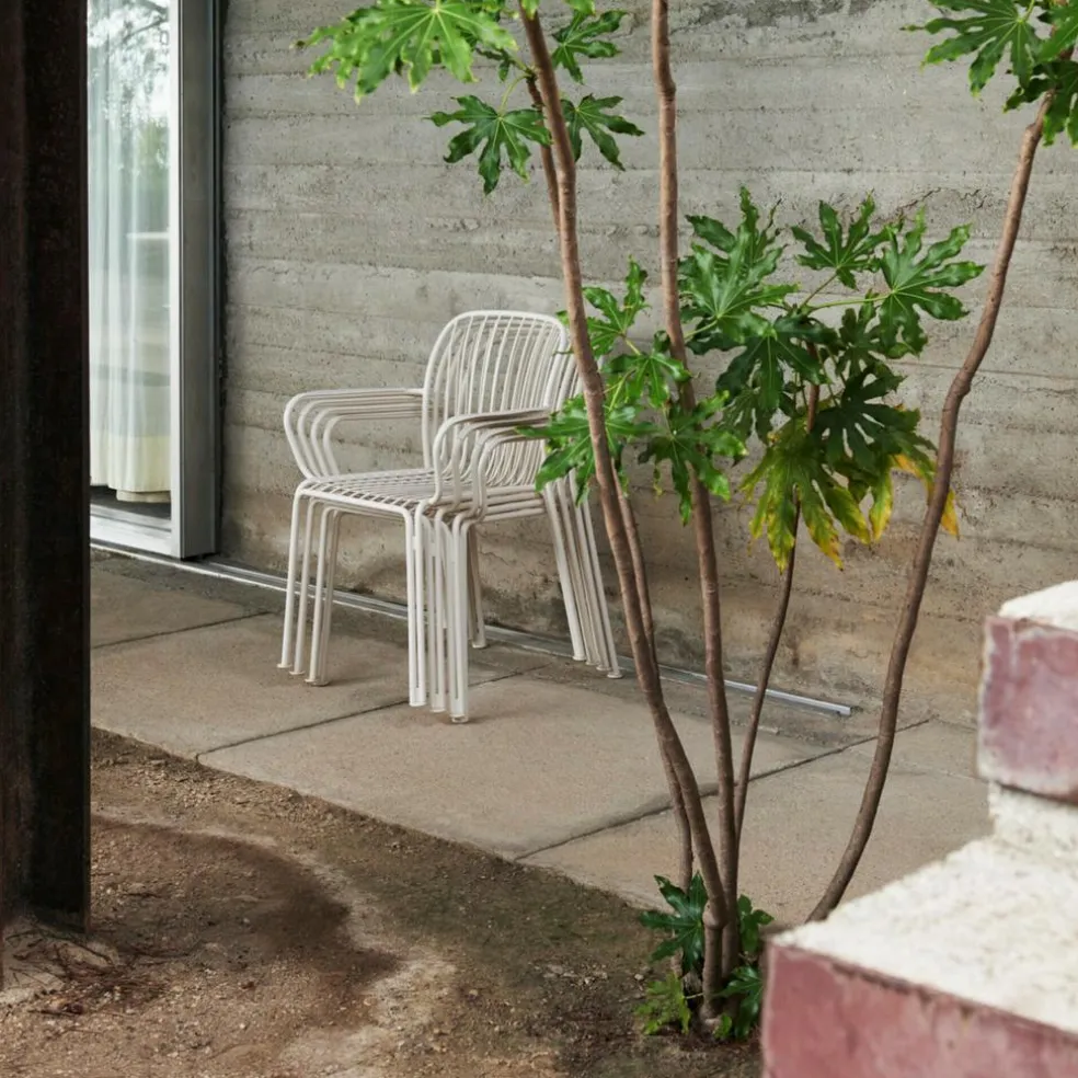 Thorvald SC95 Gartenarmlehnstuhl