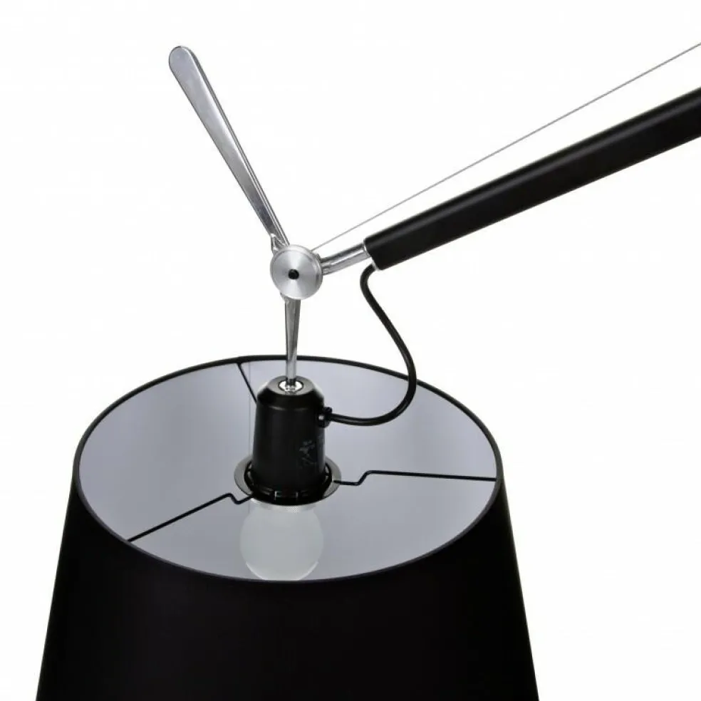 Tolomeo Mega Stehleuchte schwarz mit Dimmer
