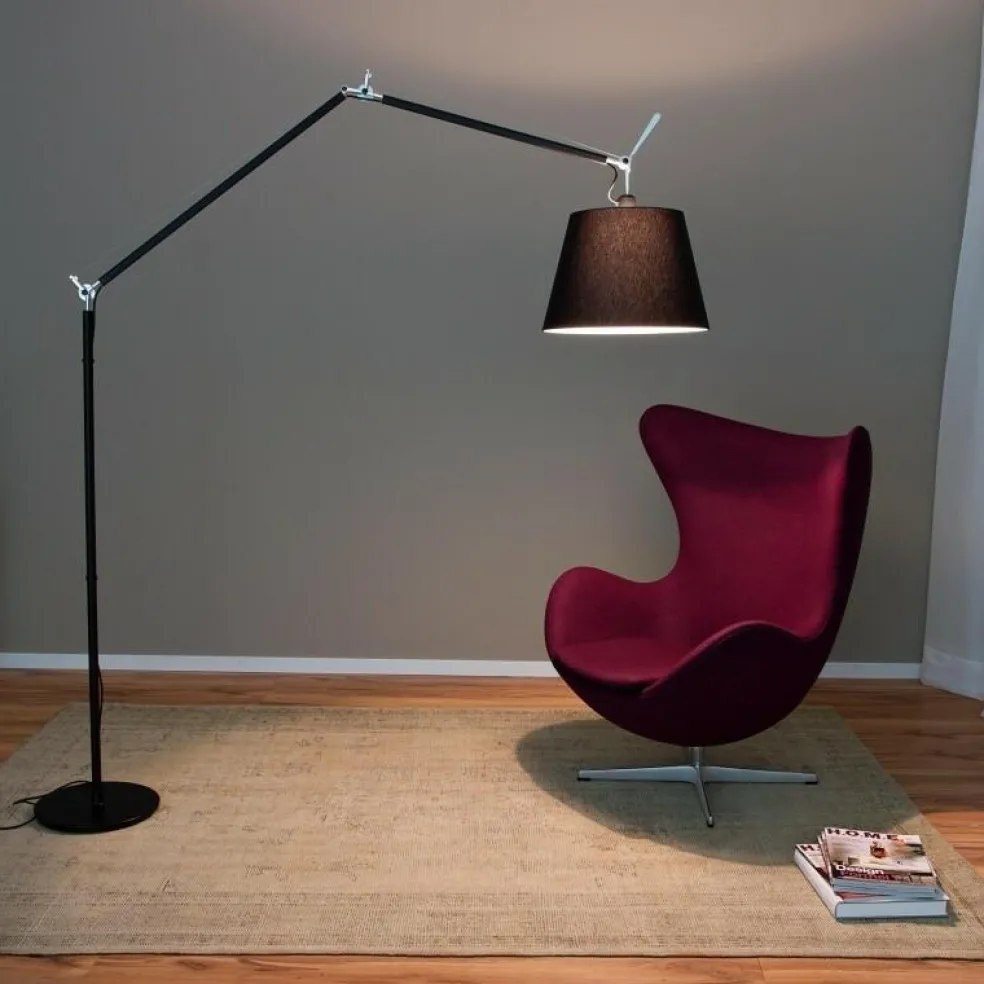 Tolomeo Mega Stehleuchte schwarz mit Dimmer