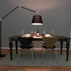 Tolomeo Mega Stehleuchte schwarz mit Dimmer