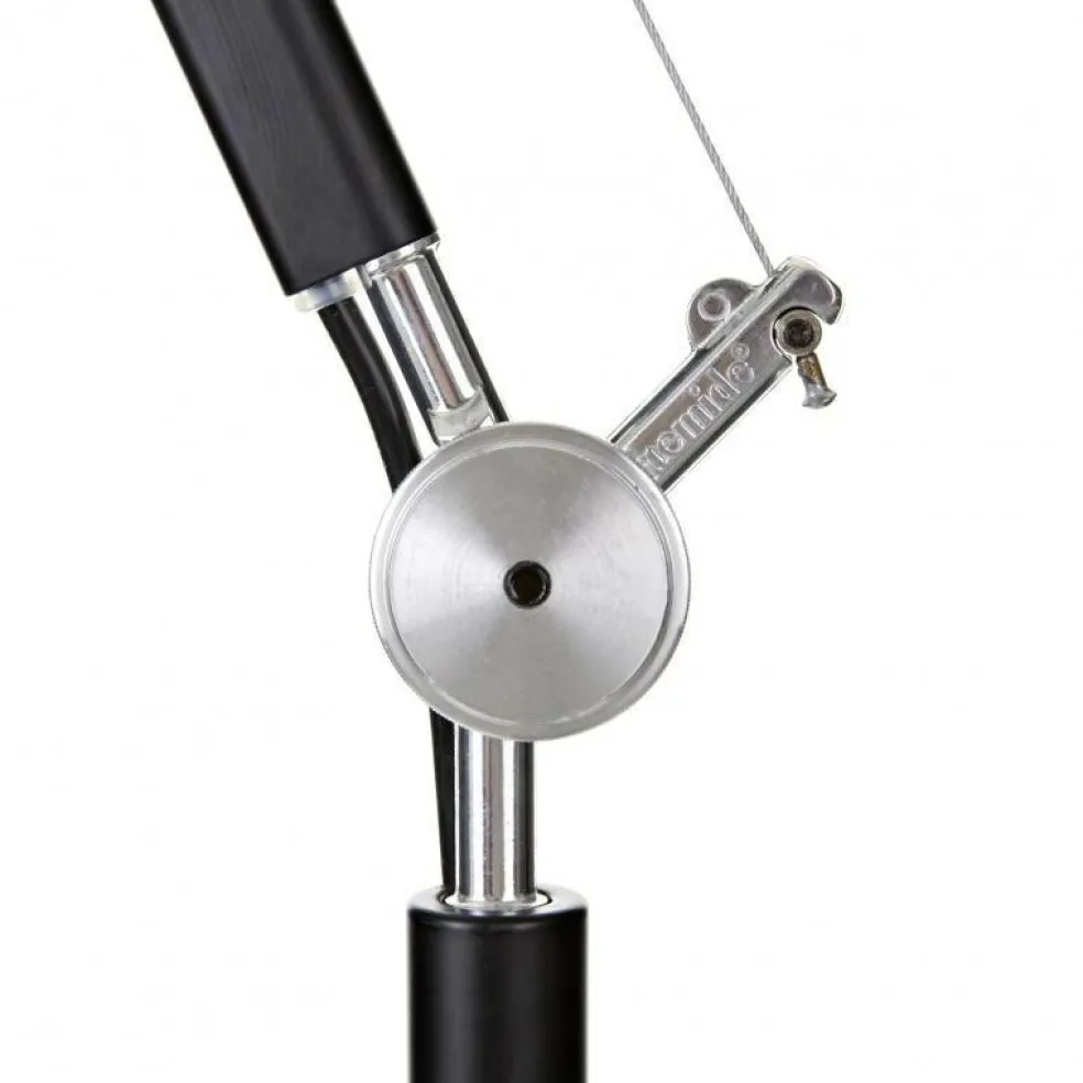 Tolomeo Mega Stehleuchte schwarz mit Schalter