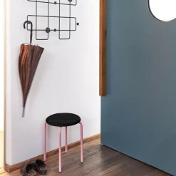 Tom Hocker Sitzfläche Eiche schwarz