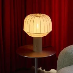 Tradition Tischleuchte