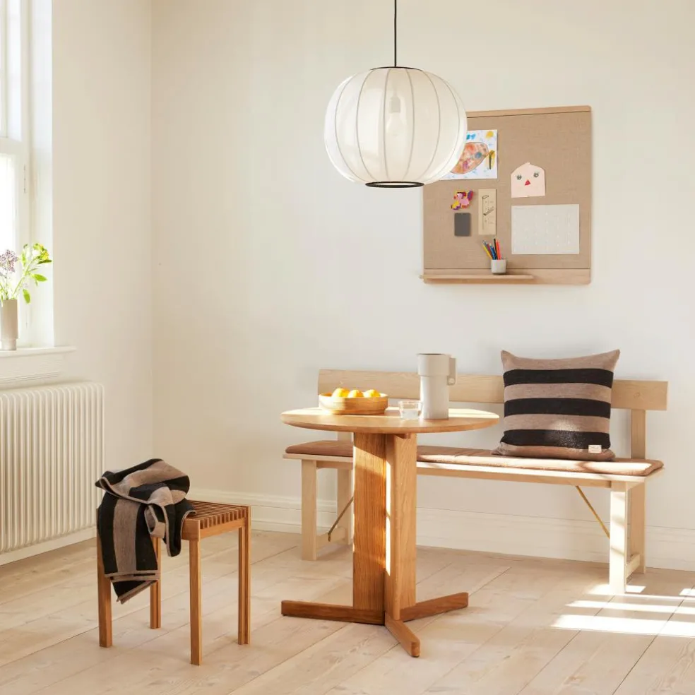 Trefoil Tisch Ø75cm