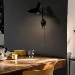 Tripod HM12 Wandleuchte