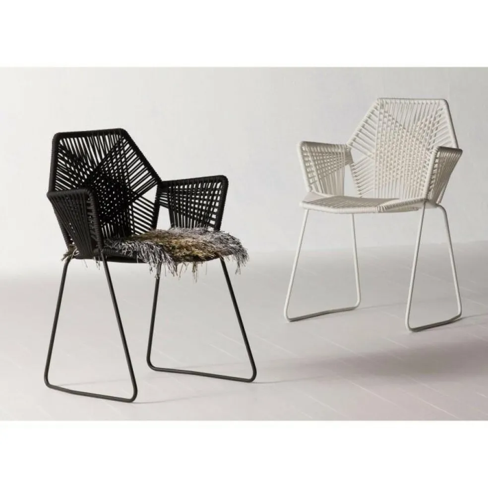 Tropicalia Armlehnstuhl