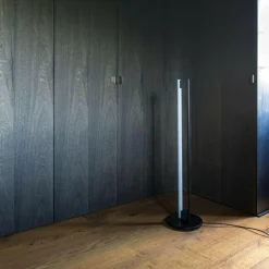 Tube Light Stehleuchte