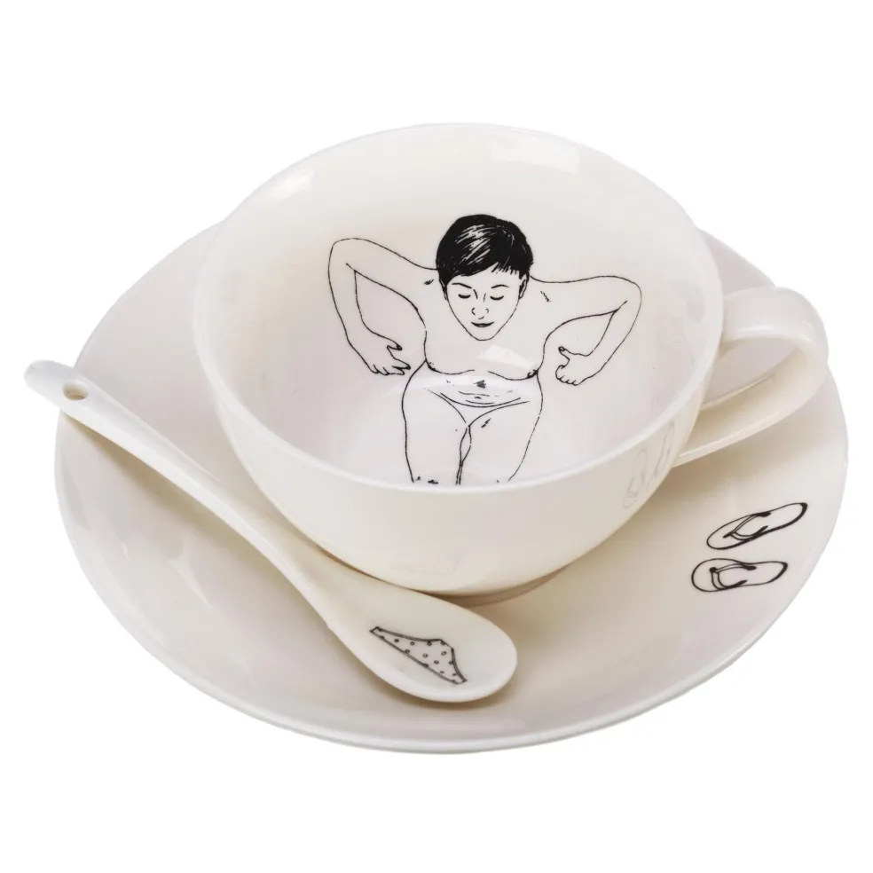 Undressed Tasse mit Untertasse 4er Set