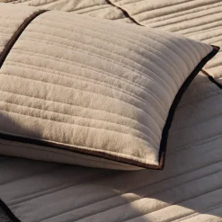 Vari Double Tagesdecke gesteppt 260x230cm