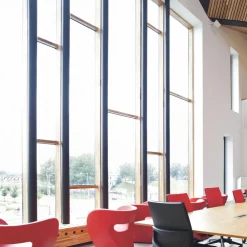 Victoria and Albert Sessel