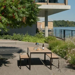 Ville AV25 Gartentisch S