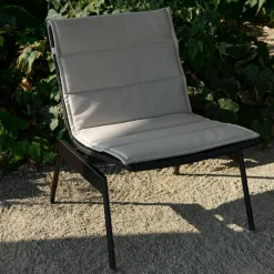Ville AV44 Outdoor Lounge Chair