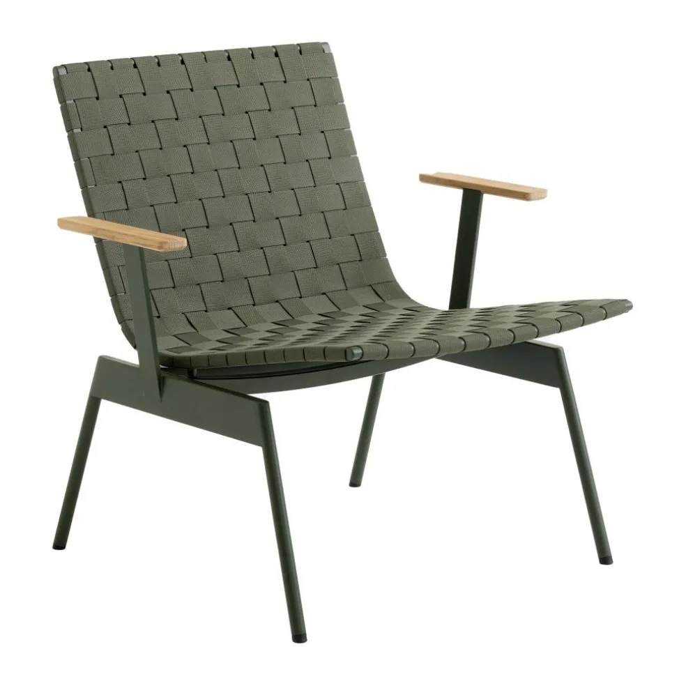 Ville AV44 Outdoor Lounge Chair