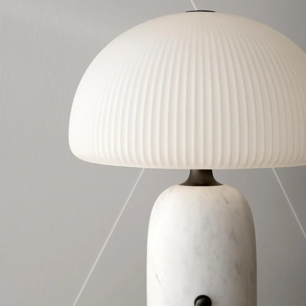 Vipp592 Sculpture LED Tischleuchte L