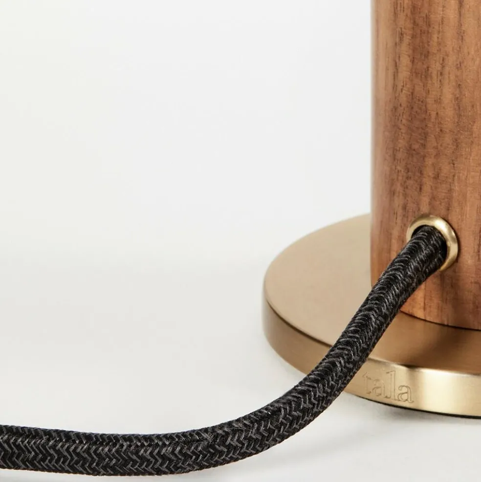 Walnut Knuckle Tischleuchte