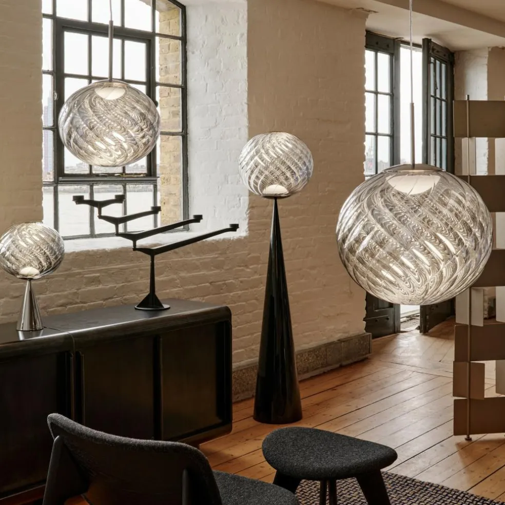 Whirl Cone Fat LED Tischleuchte