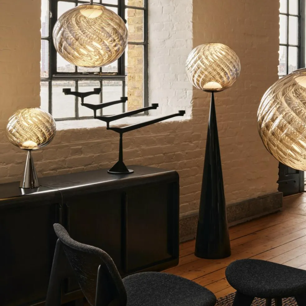 Whirl Cone Fat LED Tischleuchte