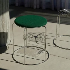 Wire VP11 Hocker mit Sitzauflage
