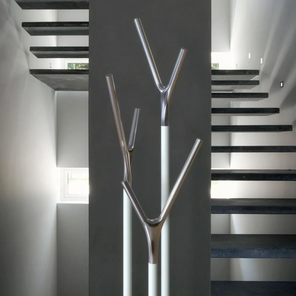 Wishbone Kleiderständer