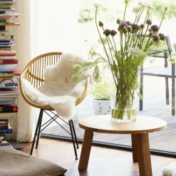 Yara Rattan Armlehnstuhl