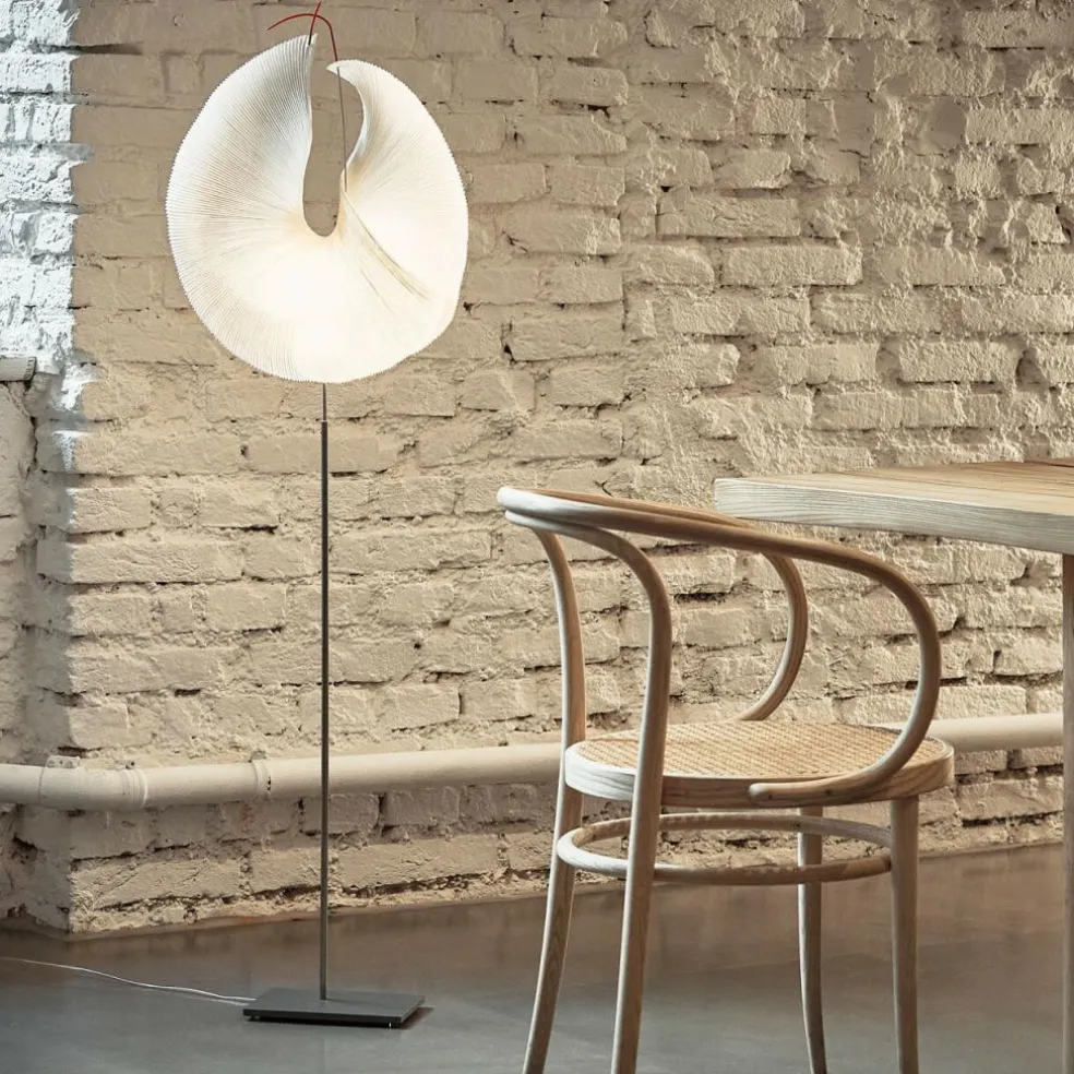 Yoruba Rose LED Stehleuchte