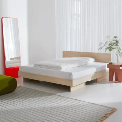 Zians Large Doppelbett 180x200cm mit Kopfteil