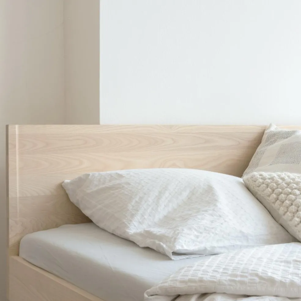 Zians Medium Doppelbett 160x200cm mit Kopfteil